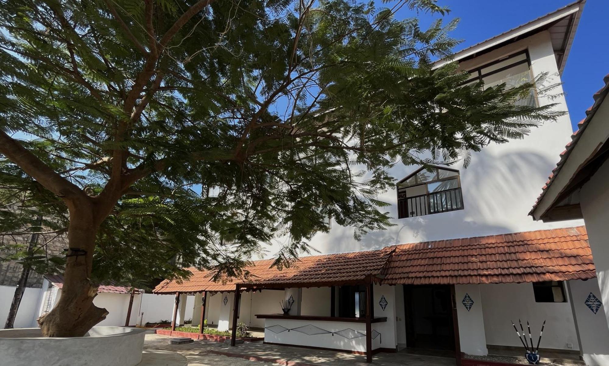 Bianco Azzurro Hotel & Restaurant Pwani Mchangani Eksteriør bilde